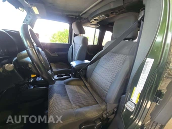2011 Jeep Wrangler Unlimited Sport - miniatura 6