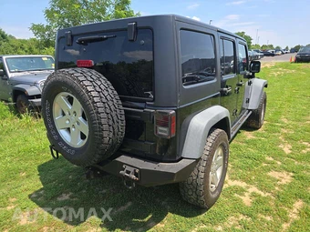 2011 Jeep Wrangler Unlimited Sport - miniatura 3