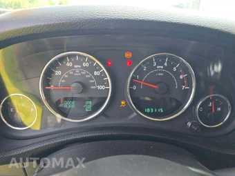 2011 Jeep Wrangler Unlimited Sport - miniatura 9