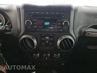 2011 Jeep Wrangler Unlimited Sport - miniatura 11