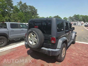 2011 Jeep Wrangler Unlimited Sport - miniatura 3