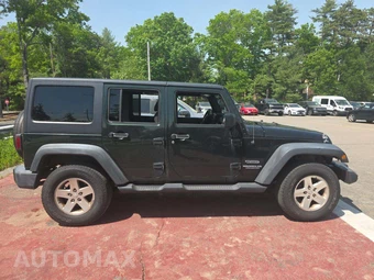 2011 Jeep Wrangler Unlimited Sport - miniatura 4