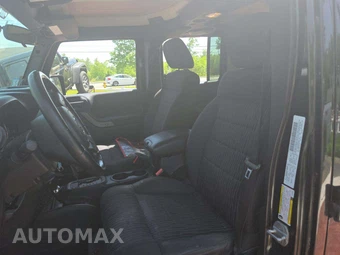 2011 Jeep Wrangler Unlimited Sport - miniatura 6