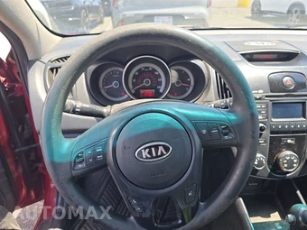 2011 Kia Forte EX Hatchback – miniatura 10