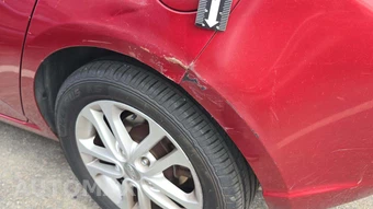 2011 Kia Forte EX Hatchback – miniatura 32