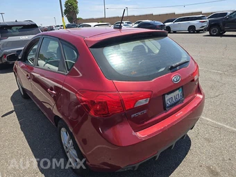 2011 Kia Forte EX Hatchback – miniatura 6