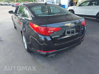 2011 Kia Optima LX – miniatura 2