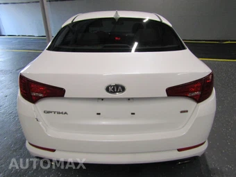 2011 Kia Optima LX – miniatura 5