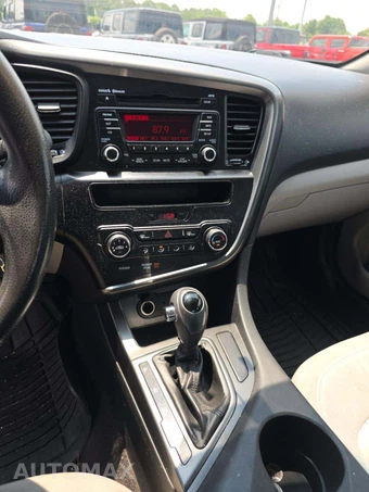 2011 Kia Optima LX – miniatura 10