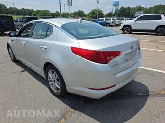 2011 Kia Optima LX – miniatura 2