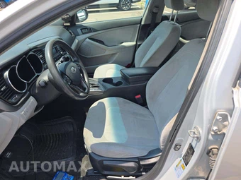 2011 Kia Optima LX – miniatura 6