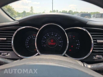 2011 Kia Optima LX – miniatura 9
