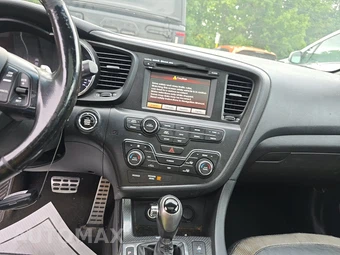 2011 Kia Optima SX – miniatura 11