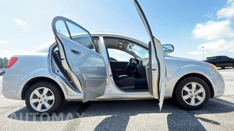 2011 Kia Rio LX Sedan - miniatura 14