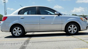 2011 Kia Rio LX Sedan - miniatura 5