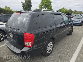 2011 Kia Sedona LX 118.9" WB – miniatura 4