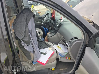 2011 Kia Sedona LX 118.9" WB – miniatura 8