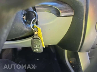 2011 Kia Sorento – miniatura 8