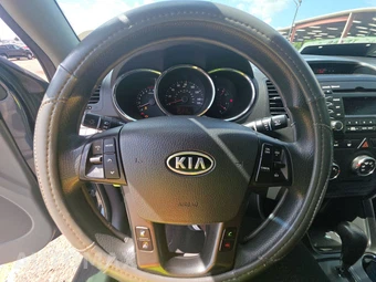 2011 Kia Sorento LX – miniatura 10