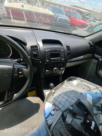 2011 Kia Sorento LX – miniatura 10