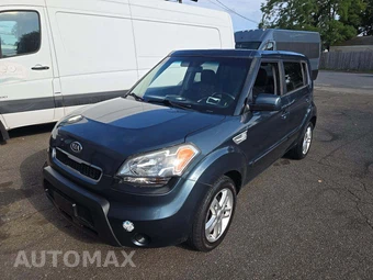 2011 Kia Soul +
