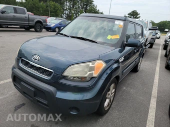 2011 Kia Soul +