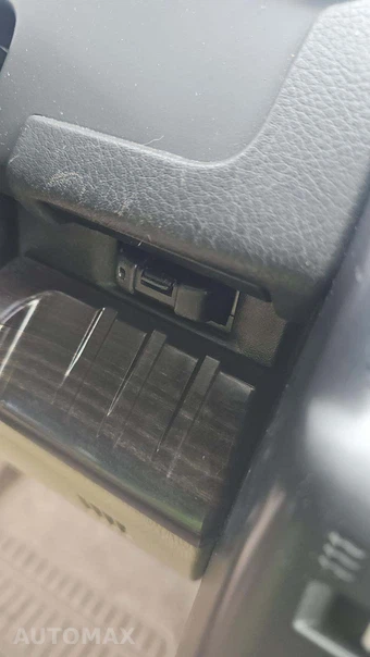 2011 Land Rover LR2 HSE – miniatura 21