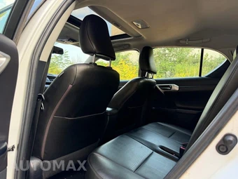 2011 Lexus CT 200h Premium - miniatura 18