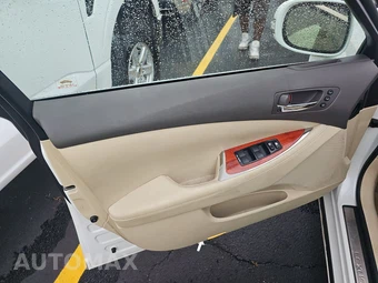 2011 Lexus ES 350 – miniatura 9