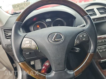 2011 Lexus ES 350 – miniatura 10