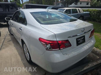 2011 Lexus ES 350 – miniatura 2
