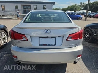 2011 Lexus IS 250 Sedan – miniatura 5