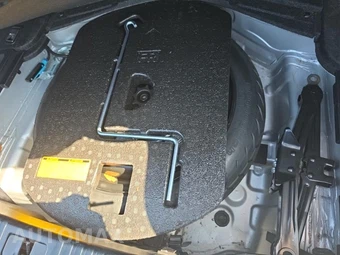2011 Lexus IS 250 Sedan – miniatura 7