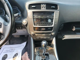 2011 Lexus IS 350 Sedan – miniatura 11