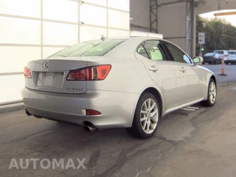 2011 Lexus IS 350 Sedan – miniatura 4