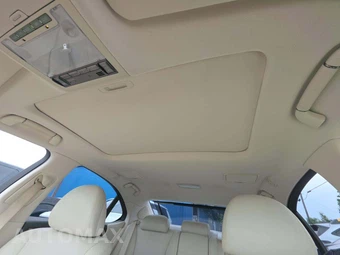2011 Lexus LS 460 - miniatura 11