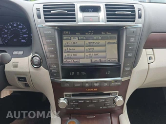 2011 Lexus LS 460 - miniatura 26