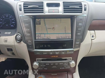 2011 Lexus LS 460 - miniatura 27
