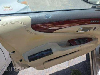 2011 Lexus LS 460 – miniatura 21