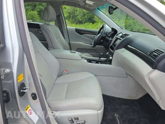 2011 Lexus LS 460 – miniatura 15