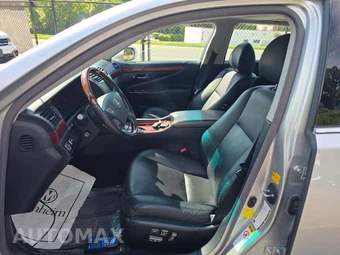 2011 Lexus LS 460L - miniatura 6