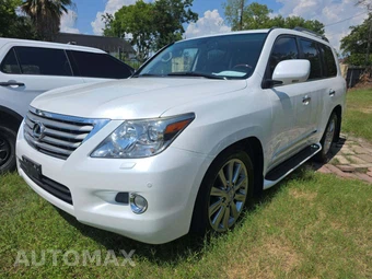 2011 Lexus LX 570