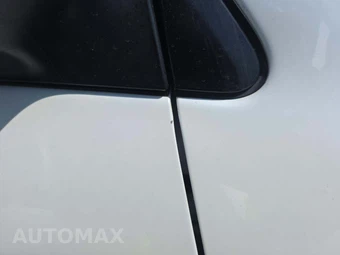 2011 Lexus LX 570 – miniatura 26