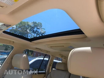 2011 Lexus LX 570 – miniatura 18