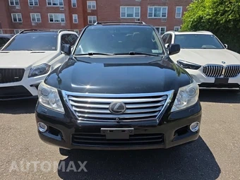 2011 Lexus LX 570 – miniatura 2