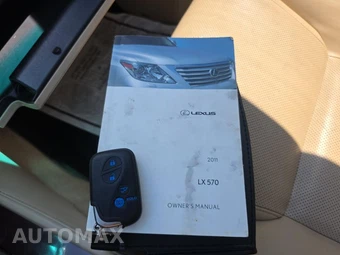 2011 Lexus LX 570 – miniatura 33