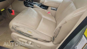 2011 Lexus LX 570 – miniatura 22