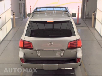 2011 Lexus LX 570 – miniatura 5