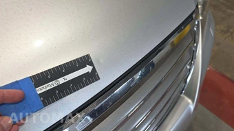 2011 Lexus LX 570 - miniatura 28