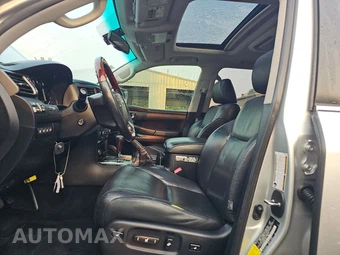 2011 Lexus LX 570 - miniatura 7